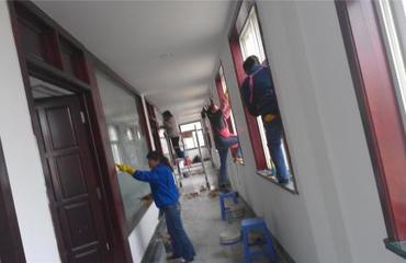 朝陽新城專業(yè)清潔服務 為您的新居舊宅、別墅寫字樓帶來嶄新面貌